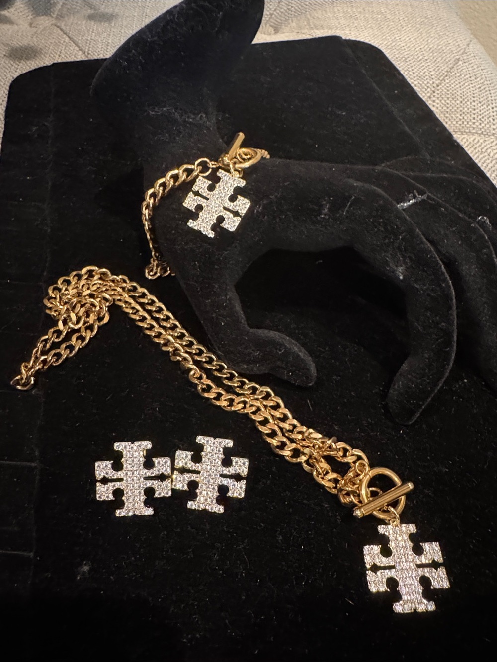 Tori Necklace, Bracelet & Earrings Jewelry Set